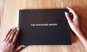 book_hands0